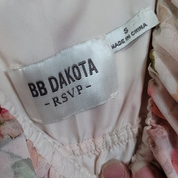 BB Dakota RSVP Tae Ruffle Dress Tiered Floral Maxi Small Flowy Chiffon - Picture 5 of 8